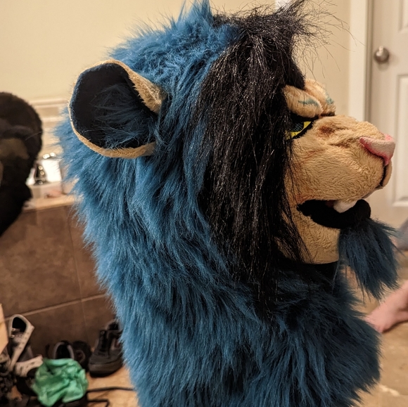 Lion Head Partial Furry - Picture 5 of 12